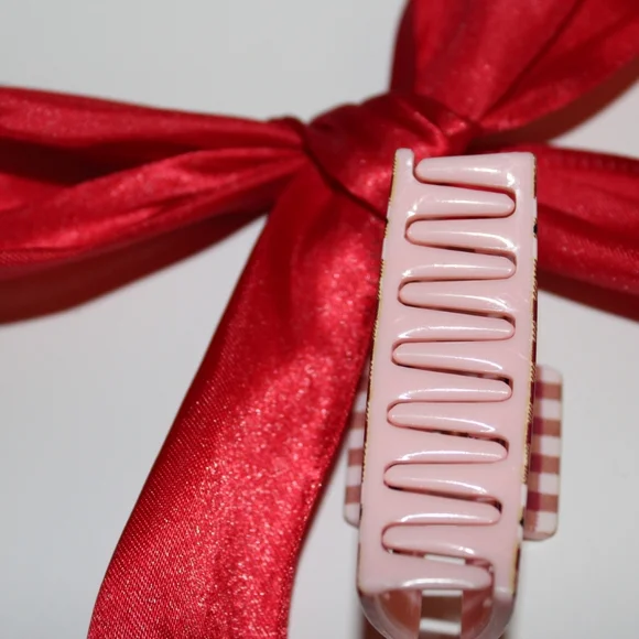 Sweetheart Sampler Mini Claw Clip - Cupid's Ribbon - Picture 3 of 4